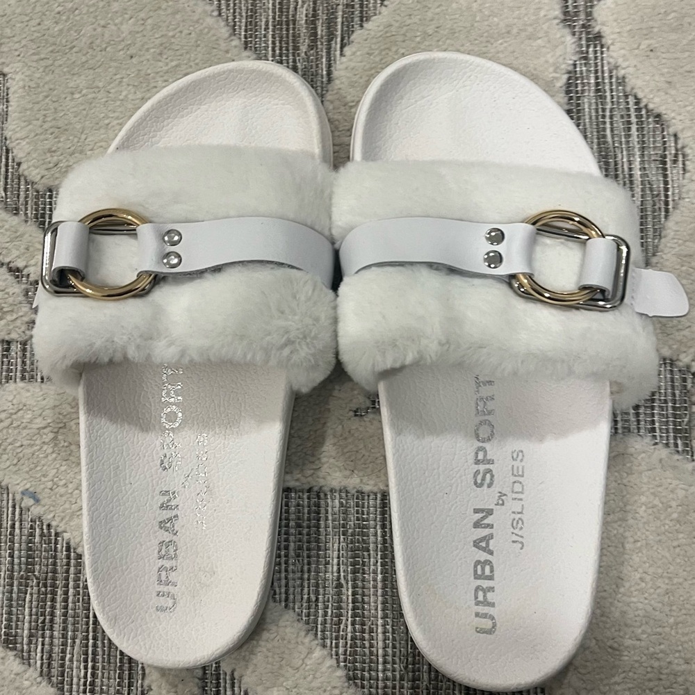 Never worn